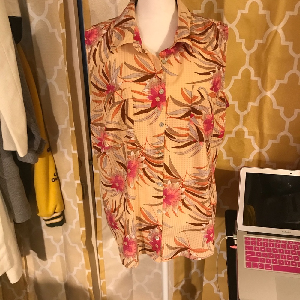 Notions Button up floral top sleeveless XL